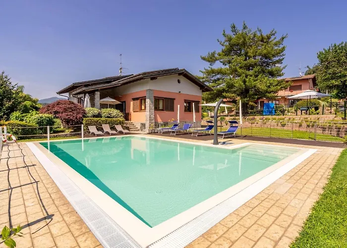 Residenza Agrifoglio-1 By Interhome Daire Luino